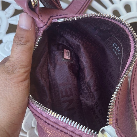 Chanel Caviar Bumbag - Picture 9 of 9